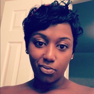 Meet your Posher, Stacy